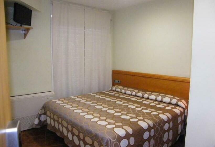 Номер Стандарт, Amolls Restaurant I Habitacions