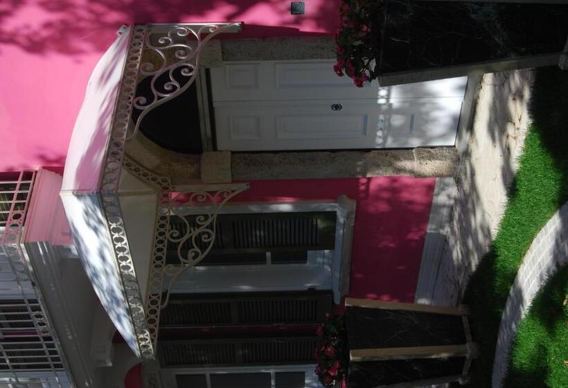 标准单人间, Malö Suites