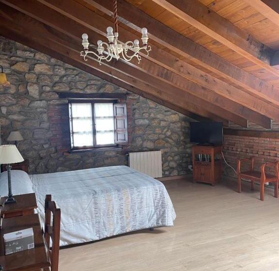 اتاق استاندارد سه نفره, Posada La Llosa De Viveda   Adults Only