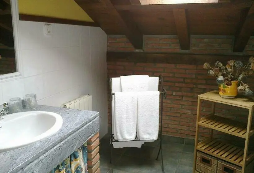 スタンダードトリプルルーム, Posada La Llosa De Viveda   Adults Only