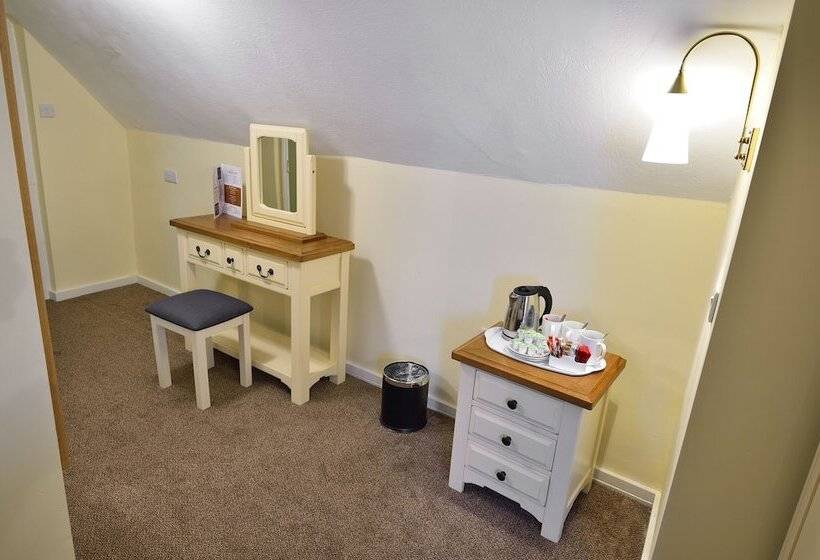 Номер Superior Одноместный, The Royal Victoria And Bull