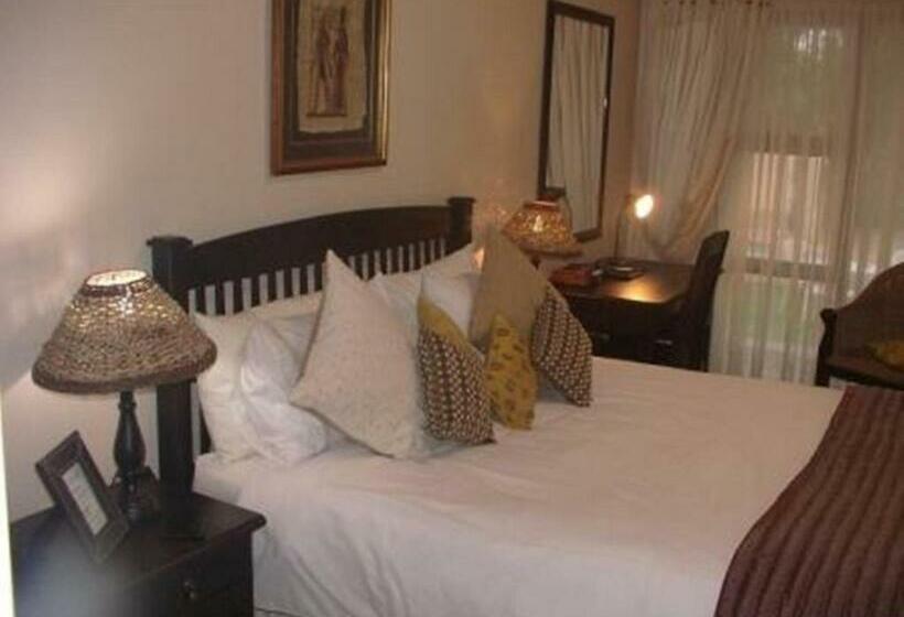 Люкс, Villa Xanelle Boutique Guest House