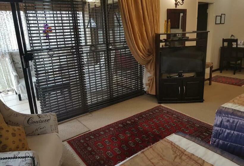 Люкс Повышенной Комфортности, Villa Xanelle Boutique Guest House