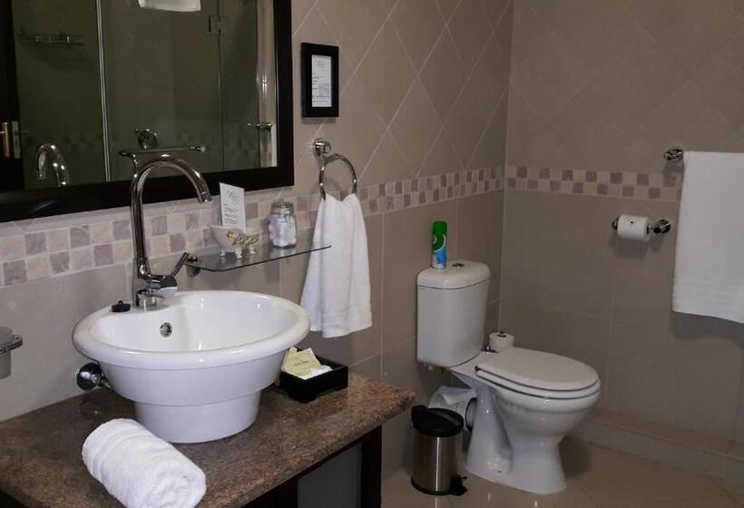 Люкс Повышенной Комфортности, Villa Xanelle Boutique Guest House