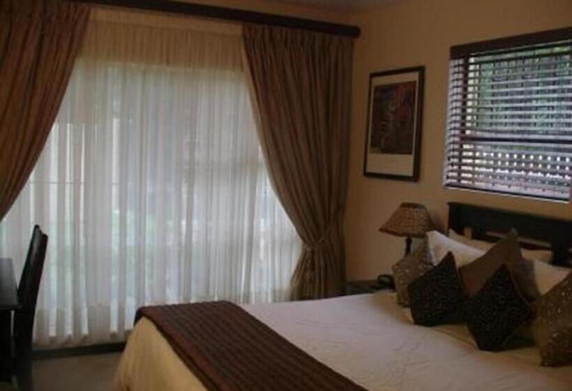 Люкс Повышенной Комфортности, Villa Xanelle Boutique Guest House