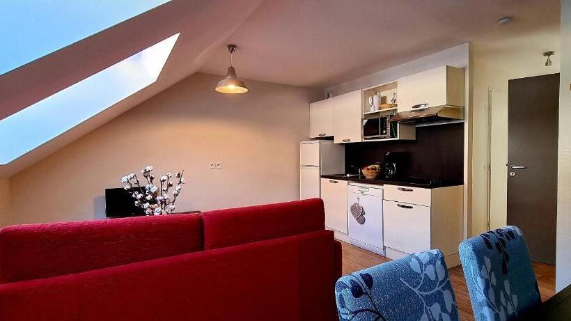 Апартаменты Пентхаус 1 Спальня, Vacanceole  Residence Les Balcons D Aix