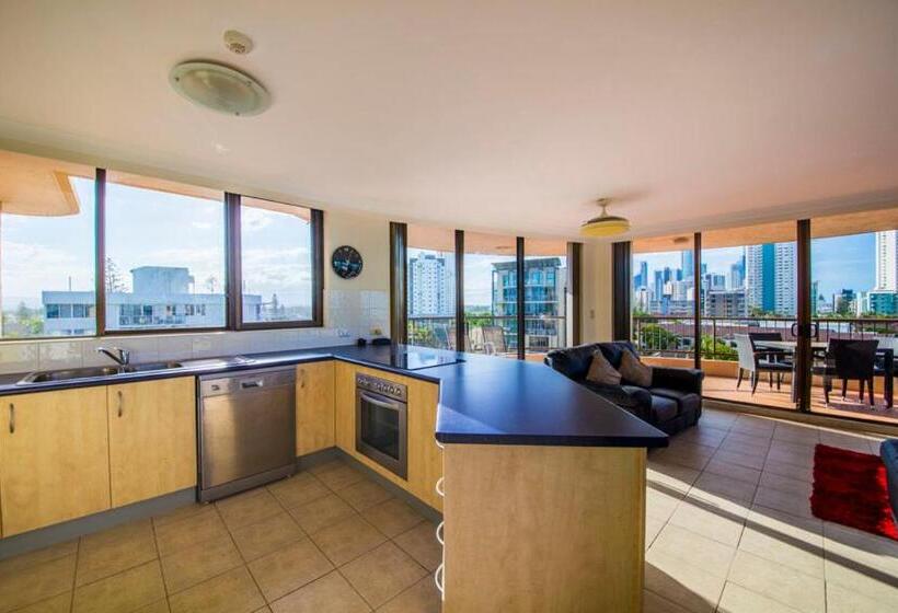 2 Bedroom Deluxe Apartment Sea View, Warringa Surf Holiday Apartments
