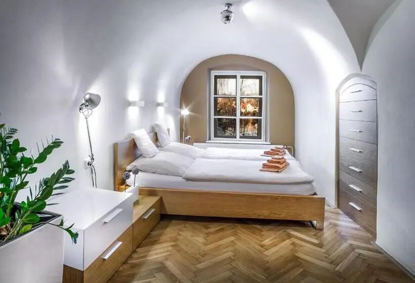 Huoneisto 1 Makuuhuone, Apartmany Chornitzeruv Dum