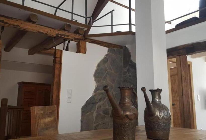 דירת חדר, Cafe Konditorei Pension Sander