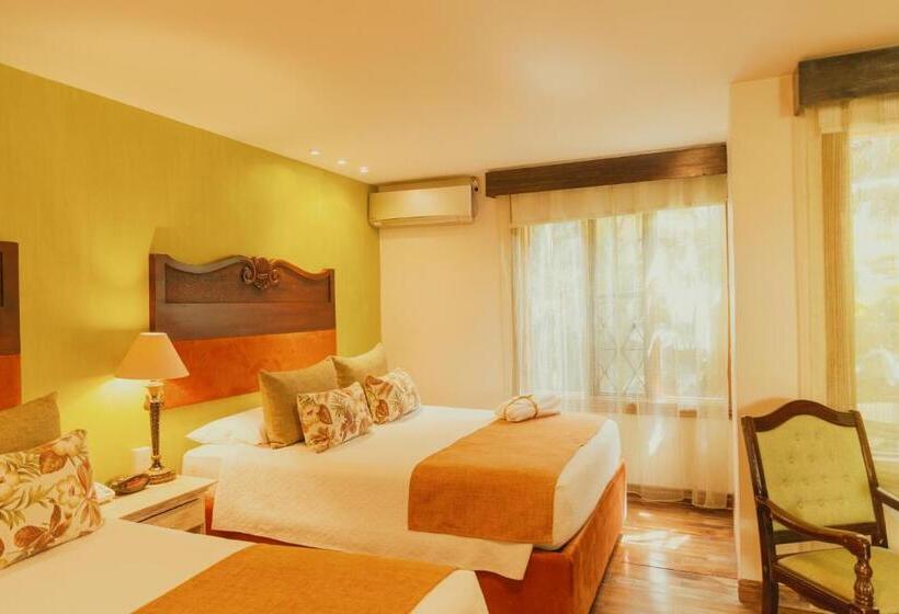Номер Deluxe, El Rodeo Estancia Boutique Hotel & Steakhouse