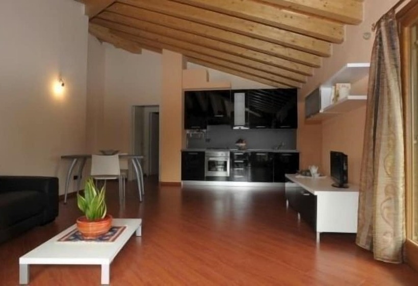 Люкс Повышенной Комфортности, La Marina Resort