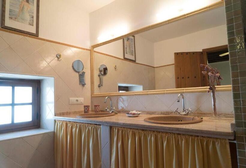 غرفة قياسية, El Cobijo De Vejer