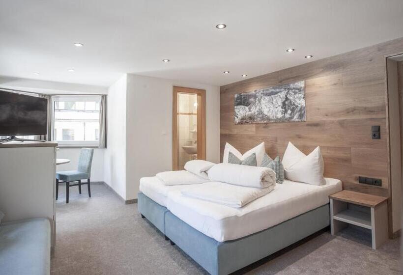 Трехместный Номер Стандарт с Балконом, Garni ötztals & Aparts