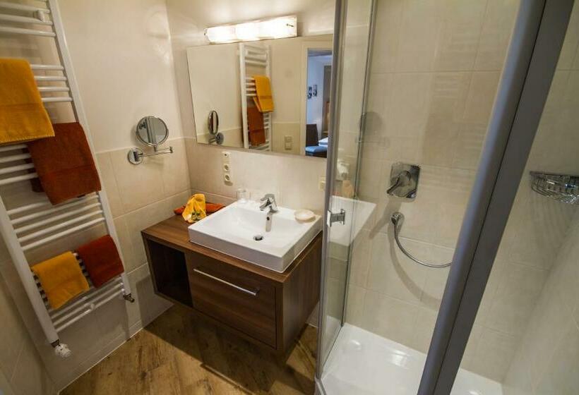 标准间带阳台, Gästehaus Linsinger