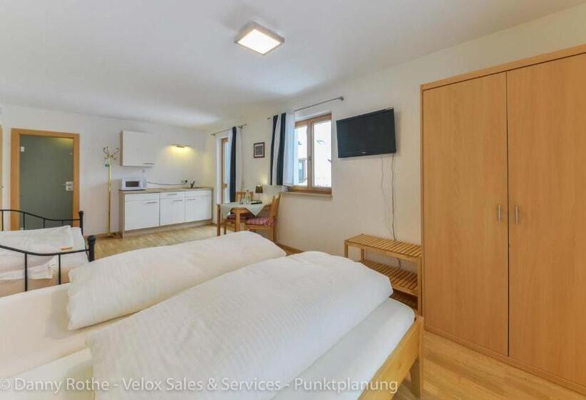 דירת חדר, Haus Am Gries