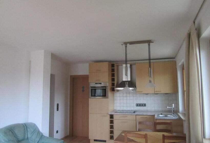 דירת חדר, Haus Am Gries