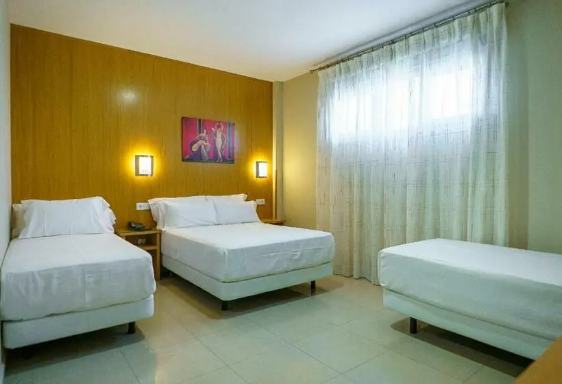 スタンダード４人部屋, Hostal Acueducto Los Milagros