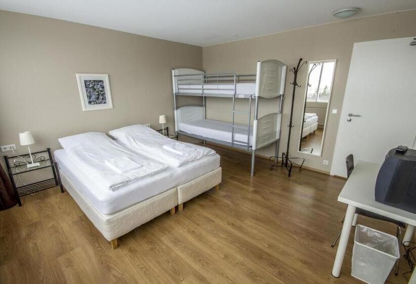 اتاق خانوادگی با سرویس بهداشتی مشترک, Lyngás Guesthouse