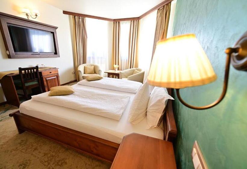 컴포트 트리플 룸, Natura Family Resort