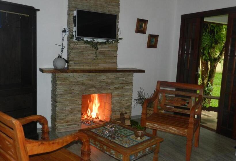 标准平房, Pousada Recanto Do Pinheirão