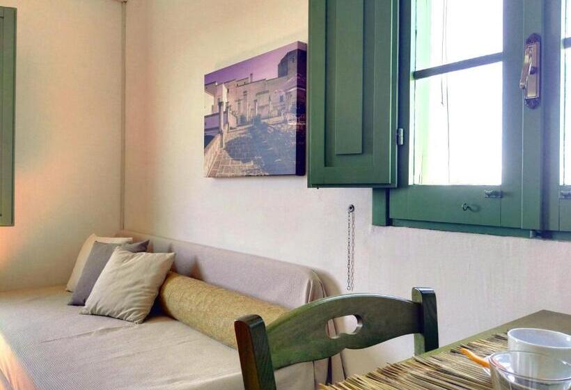 إستديو قياسى مزود بشرفة, Agriturismo Francesca Stajano