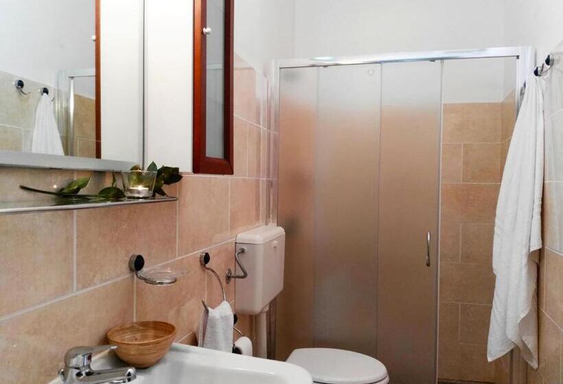 إستديو قياسى مزود بشرفة, Agriturismo Francesca Stajano