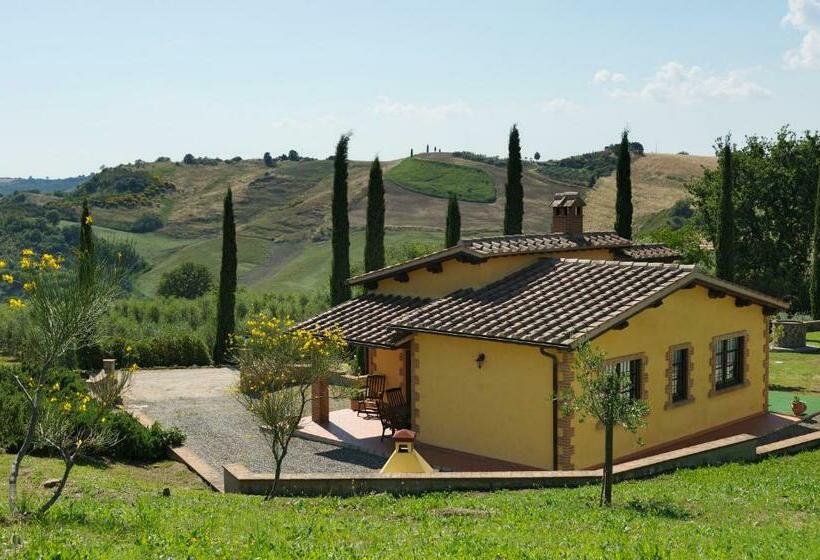 منزل غرفتين نوم, Le Capannacce