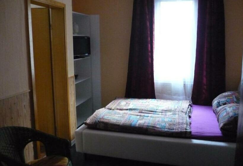 스탠다드 룸, An Der Fähre