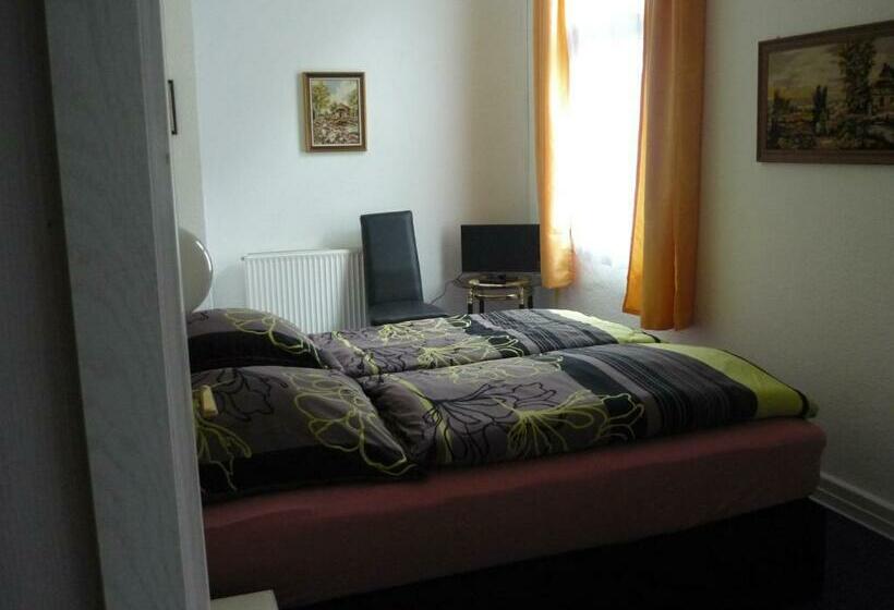 스탠다드 룸, An Der Fähre