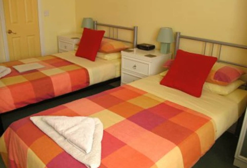 Номер Стандарт, Cranston House