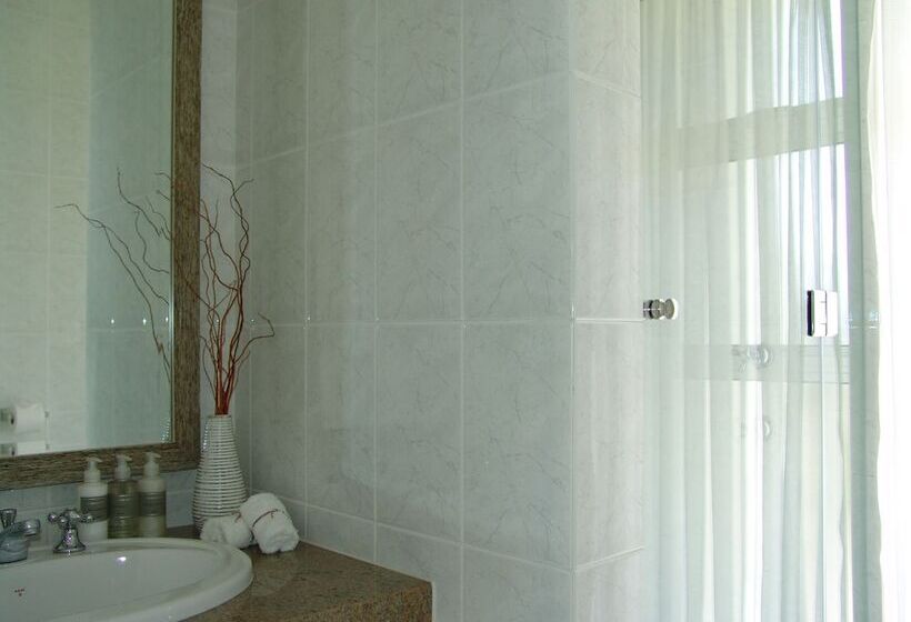 سوییت, Diaz 15 House On The Bay