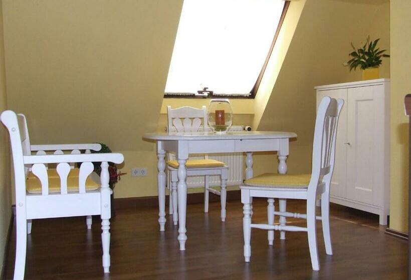 דירת חדר, Haus Am Kastanienwald