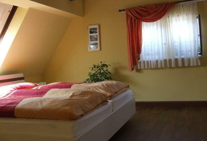 דירת חדר, Haus Am Kastanienwald