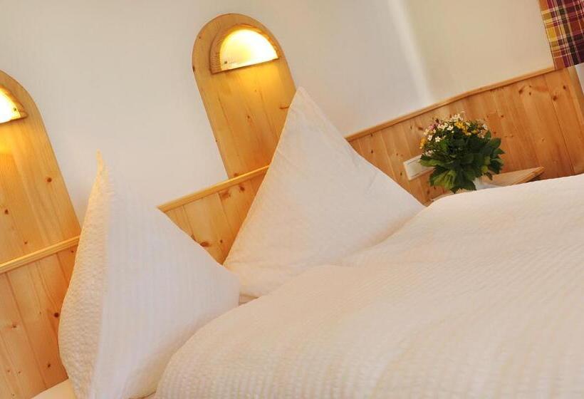 Camera Standard Bagno Condiviso, Haus Zeinissee