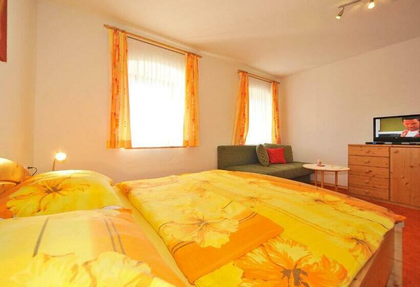 غرفة قياسية مزوَّدة بشُرفة, Landhaus Ebner