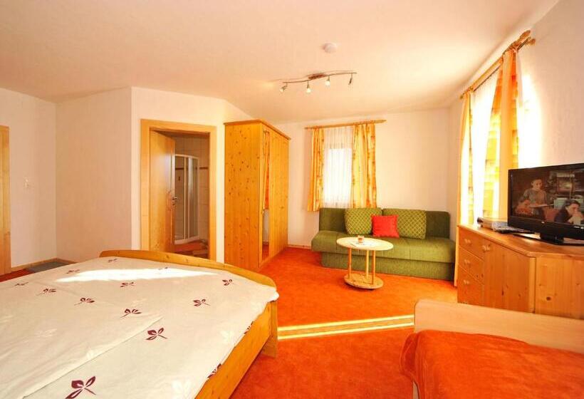 غرفة قياسية مزوَّدة بشُرفة, Landhaus Ebner