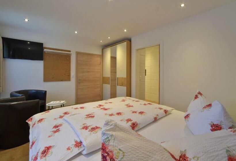 غرفة قياسية لذوى الاحتياجات الخاصة, Landhaus Ebner