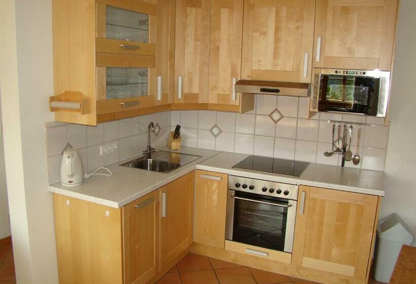 חדר משפחתי, Panoramahaus Steiner