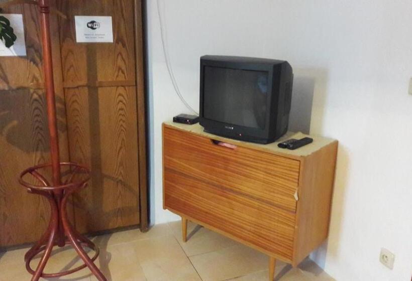 غرفة قياسية رباعية, Penzion Dora