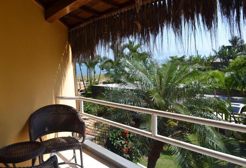 اتاق لوکس چهار تخته, Pousada Bonns Ventos