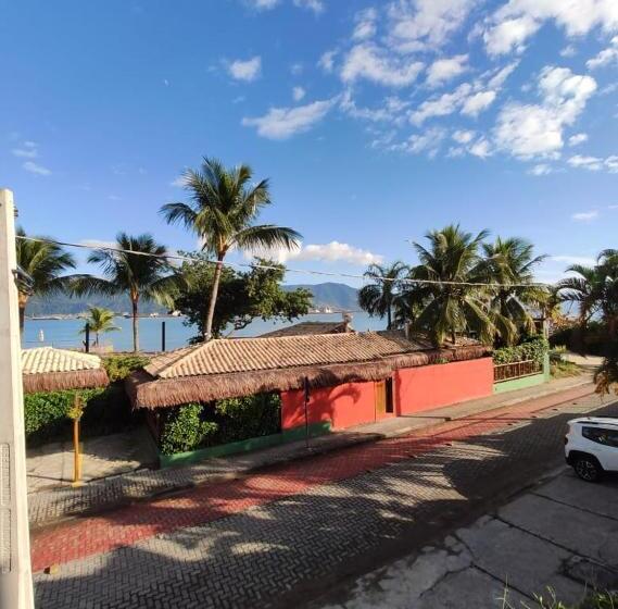 سوییت سوپریور با چشمانداز دریا, Pousada Bonns Ventos