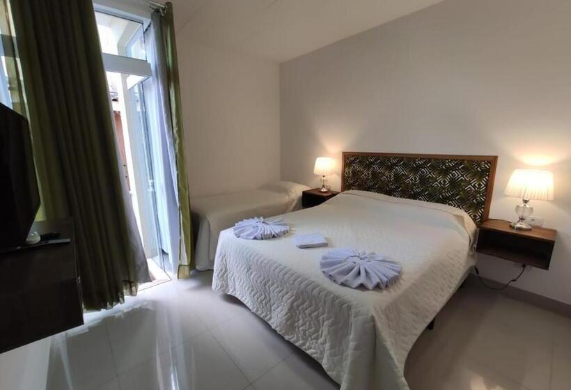 اتاق استاندارد سه نفره, Pousada Bonns Ventos