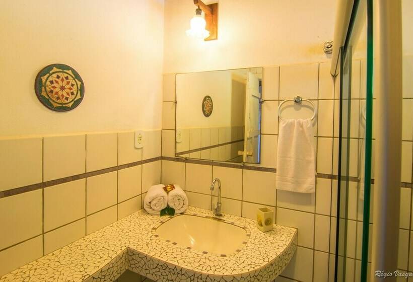 Quarto Estandar, Pousada Nainas