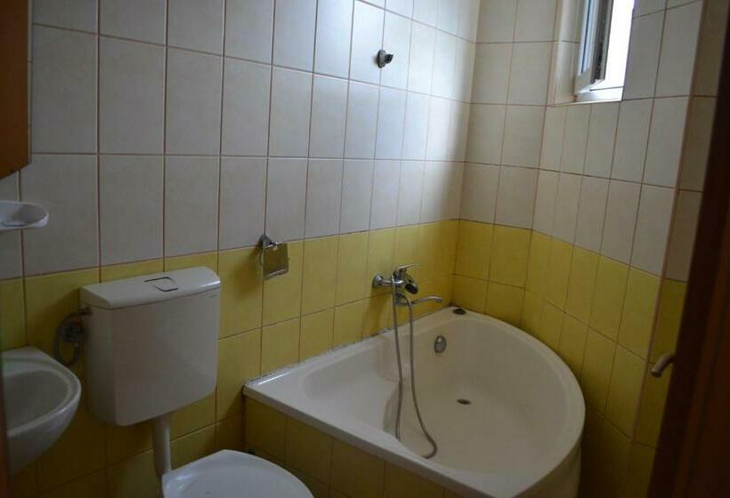 غرفة قياسية, Pension Coral