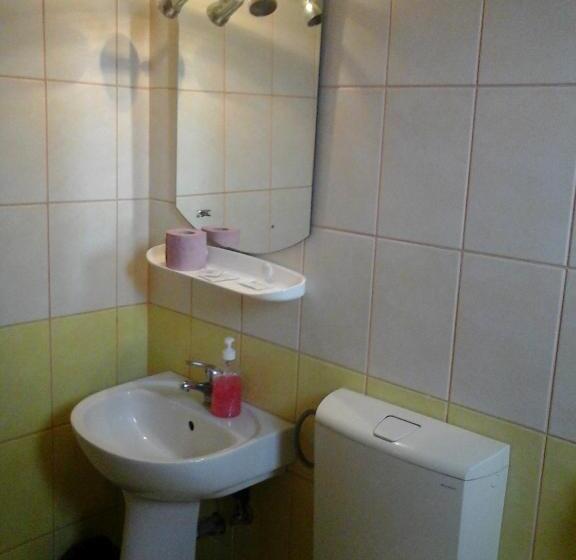 غرفة قياسية, Pension Coral