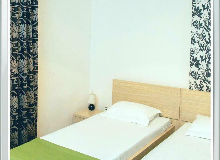 Номер Стандарт, Pension Daciana