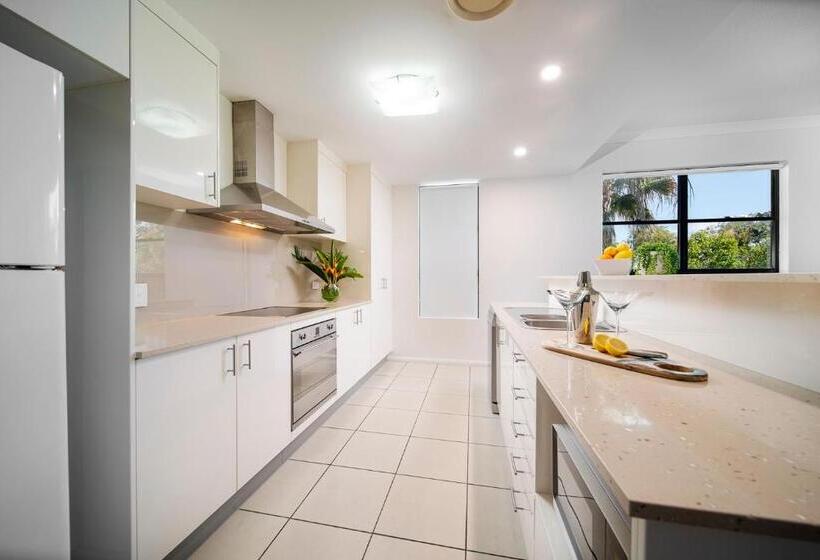 آپارتمان 2 خوابه با چشم‌انداز دریا, The Bay Apartments