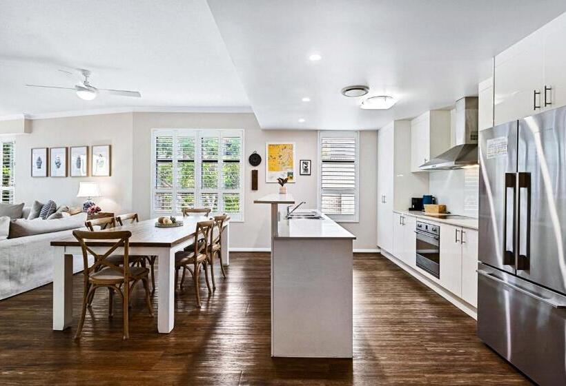 آپارتمان 1 خوابه با چشمانداز استخر, The Bay Apartments