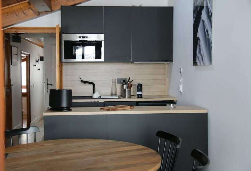 דירת חדר, La Residence De L Ours