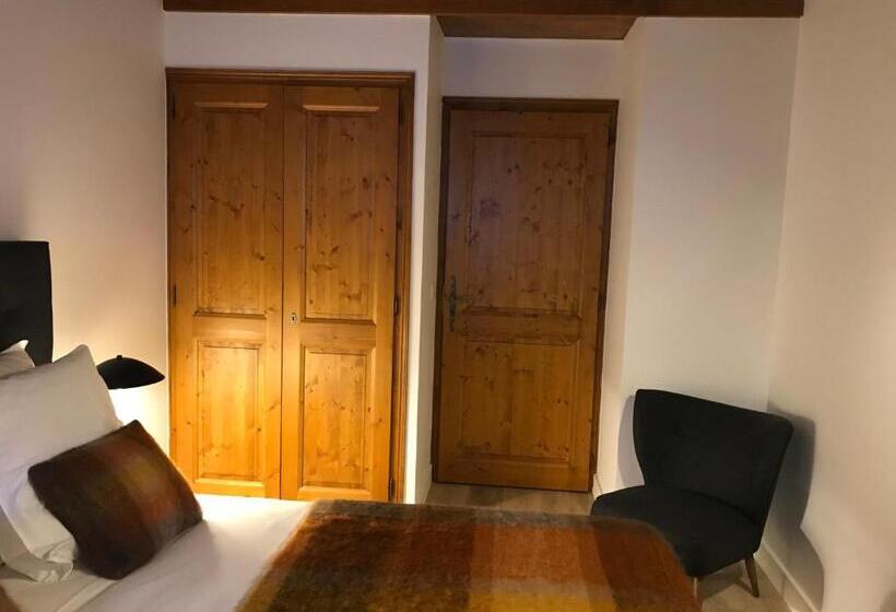 דירת חדר, La Residence De L Ours